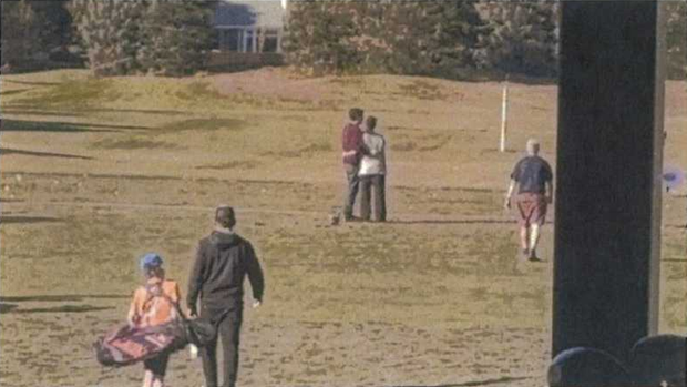 video-still-of-richelle-lowry-and-her-boyfriend-hugging-during-a-golf-lesson.png 