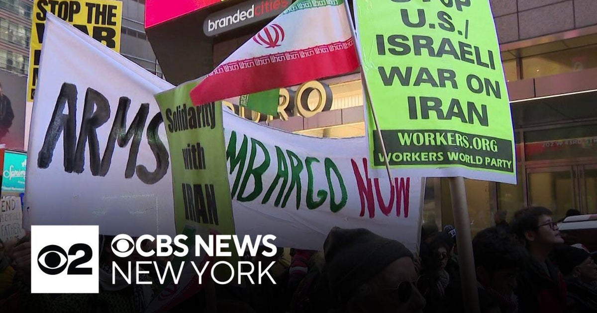 New Yorkers voice opposition to military action in Iran at Times Square protest