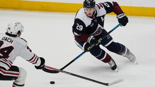 Blackhawks Avalanche Hockey 