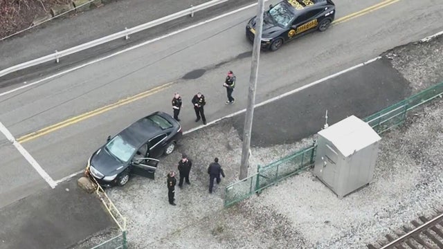 kdka-police-chase-crash-station-square.jpg 