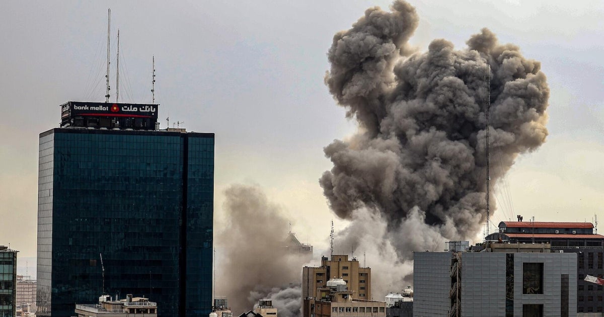 No "clearly defined objective" in Iran "worries a lot of people like myself," Iraq war vet says