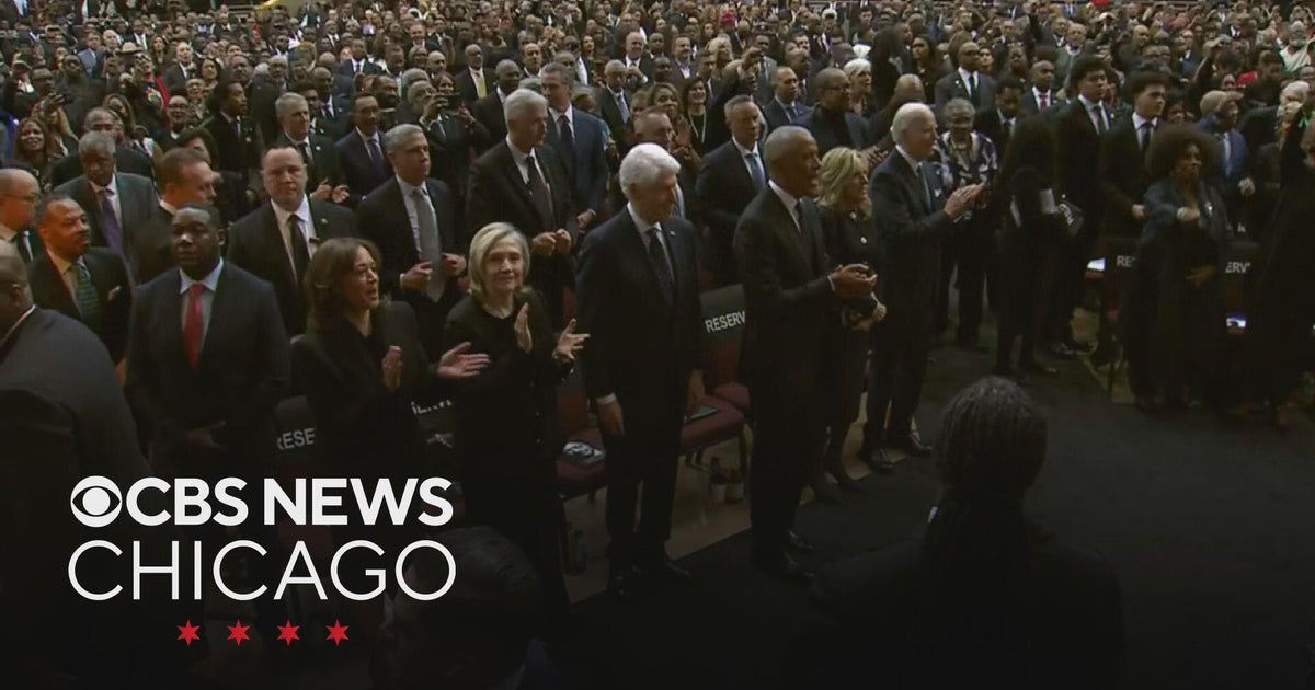 Jenkins and Meeks lead crowd in 