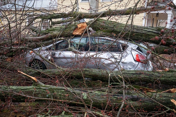 Tornado Leaves Multiple People Dead in Southwest Michigan 