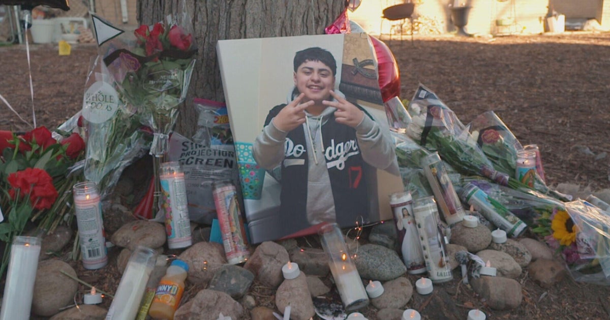 Family of slain Aurora teen asks for witnesses to come forward - CBS ...