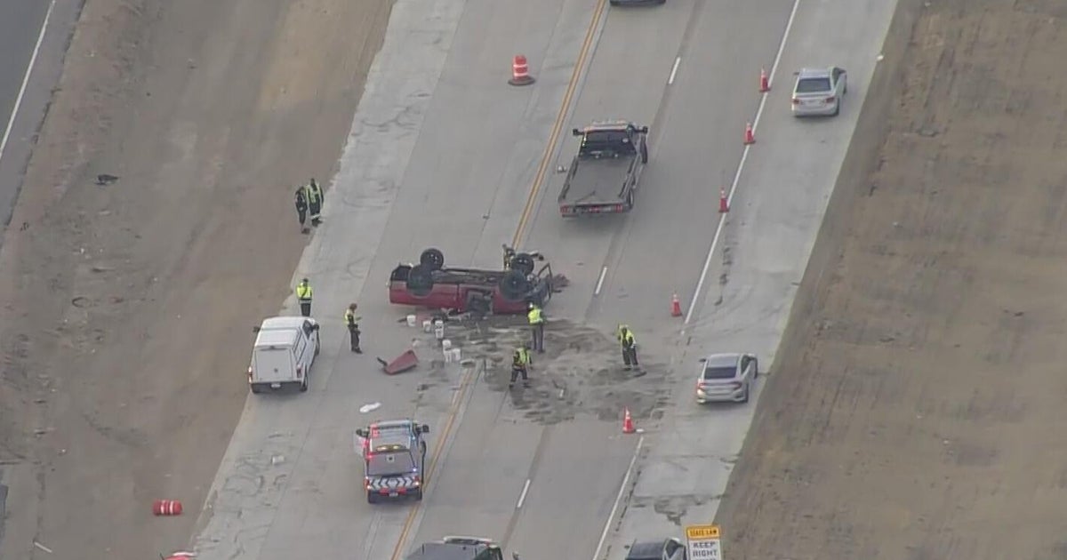I-25 reopens after deadly crash in Northern Colorado - CBS Colorado