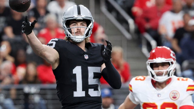 Kansas City Chiefs v Las Vegas Raiders - NFL 2025 