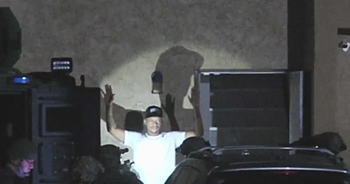 Man who barricaded himself inside Lauderhill home taken into custody