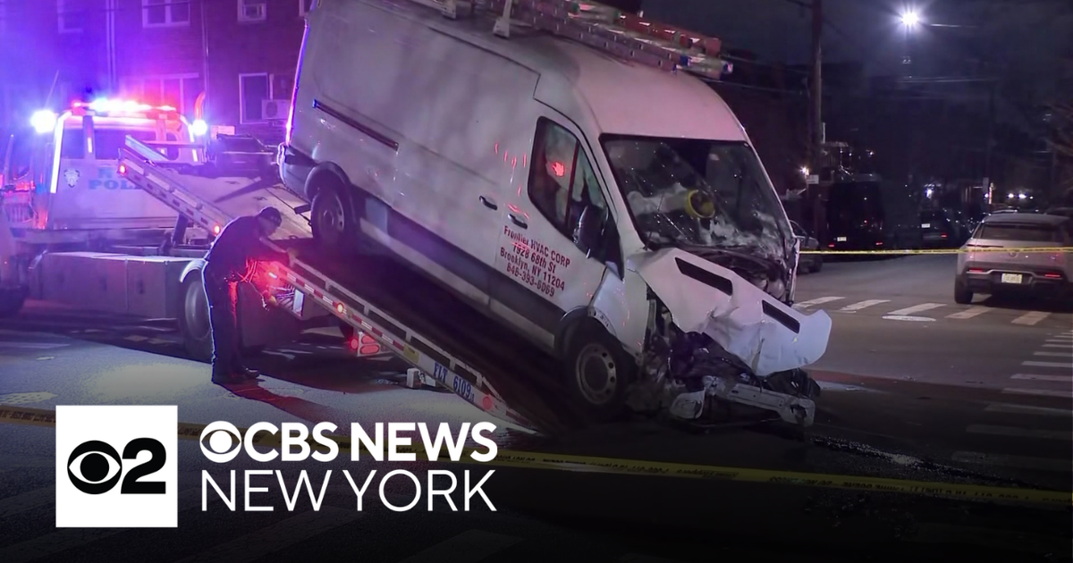 1 dead, 10 injured after chain-reaction crash involving FDNY truck in Brooklyn
