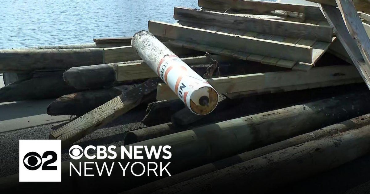 Warning for boaters about floating debris after harsh winter - CBS New York