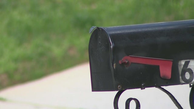 mailbox.jpg 