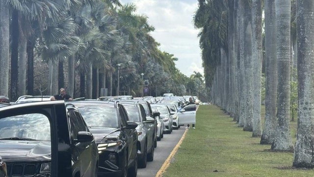 US-NEWS-MIAMI-ZOO-BOMB-THREAT-MI 