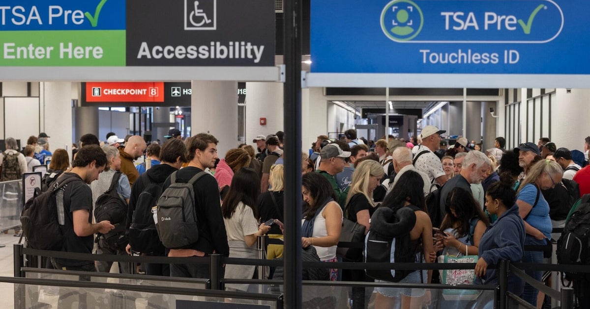 TSA officer shortages cause travel chaos