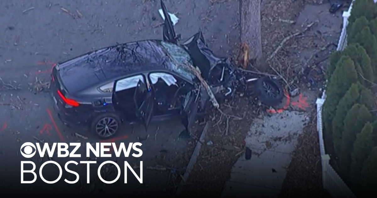 Woman dies after car crash in Newton - CBS Boston