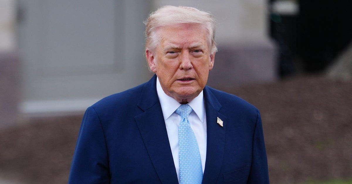 "The war is illegal". Texas lawmakers split over U.S. strikes