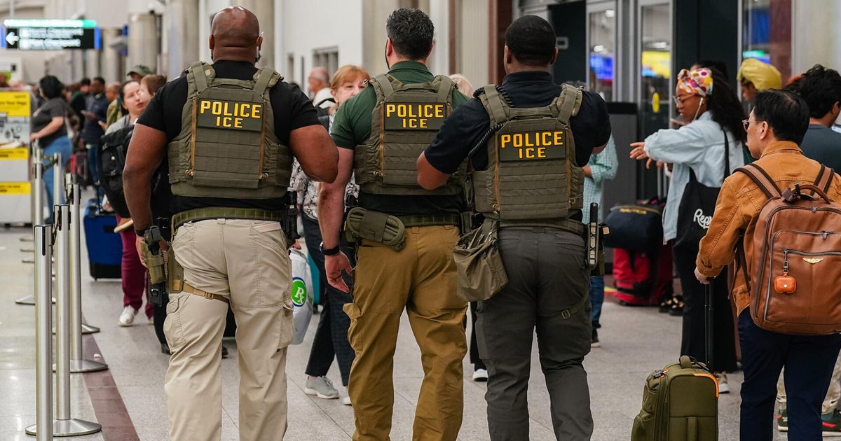 ICE agents start assisting TSA at U.S. airports as partial government shutdown continues