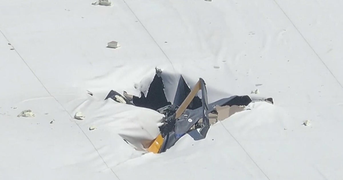 Helicopter crashes into Boynton Beach warehouse roof leaving "no survivors," city officials say