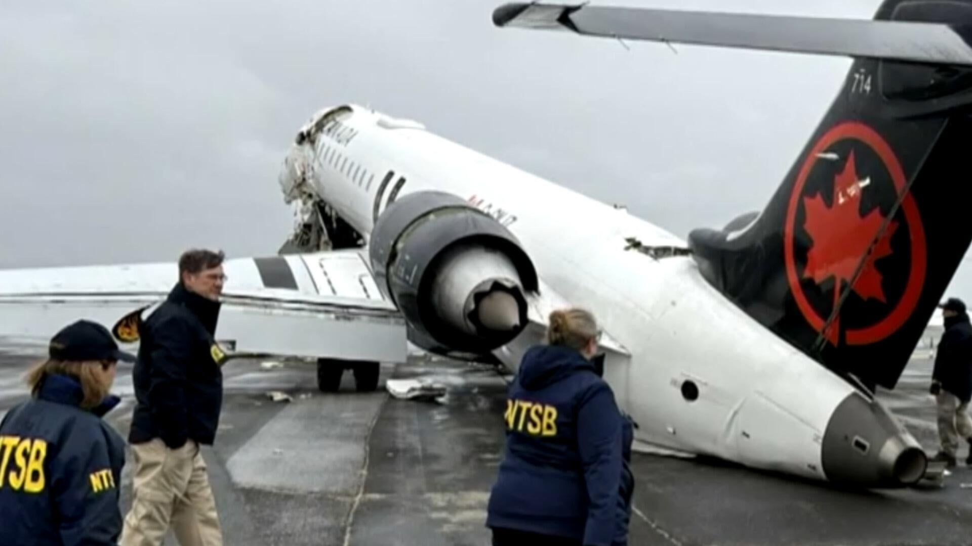 Officials want to hear from air traffic controller working during