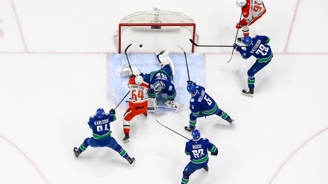 Anaheim Ducks v Vancouver Canucks 