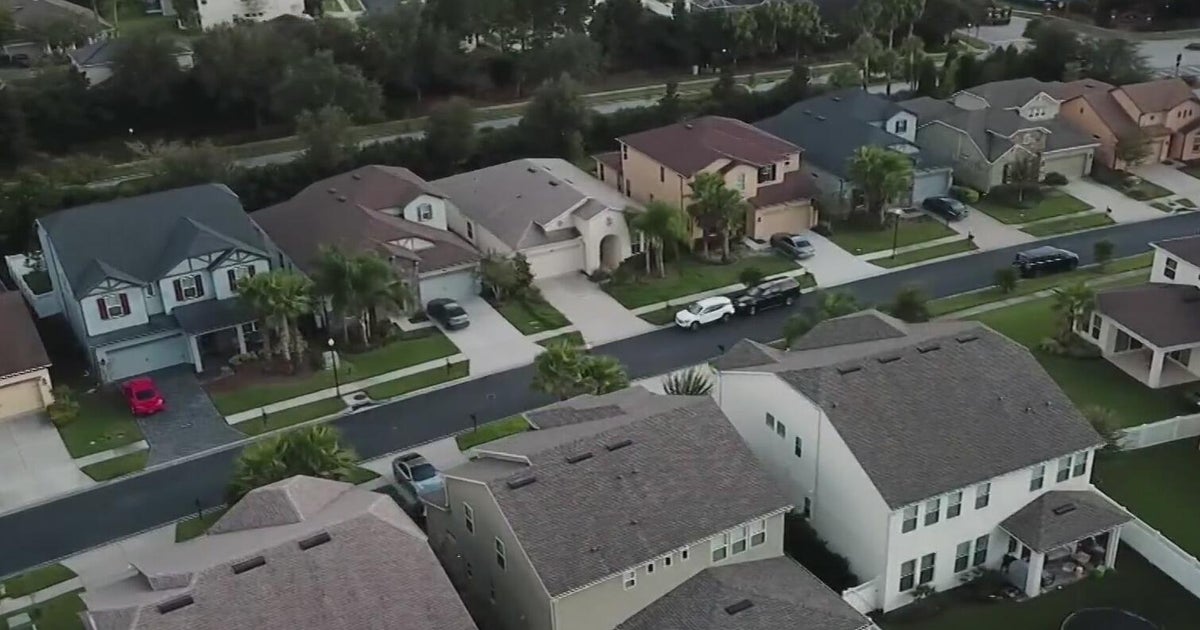 Stocks tumble as Wall Street nears longest losing streak in nearly 4 years