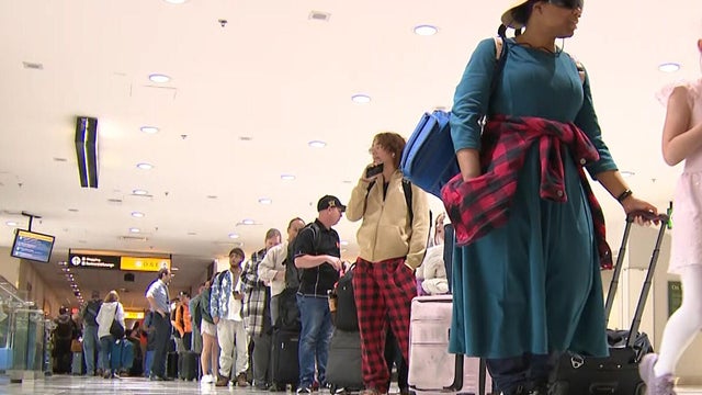 Record Number Of Americans Expected To Travel Over Thanksgiving Holiday Weekend 