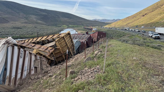 train-derailment-reno-sparks.jpg 