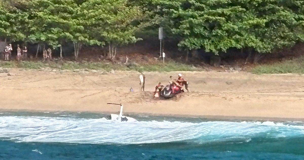 2 Massachusetts residents killed in Hawaii helicopter crash