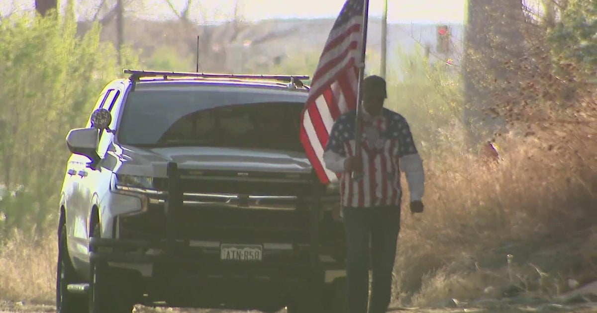 Colorado veteran walks to raise money for TSA workers as shutdown continues