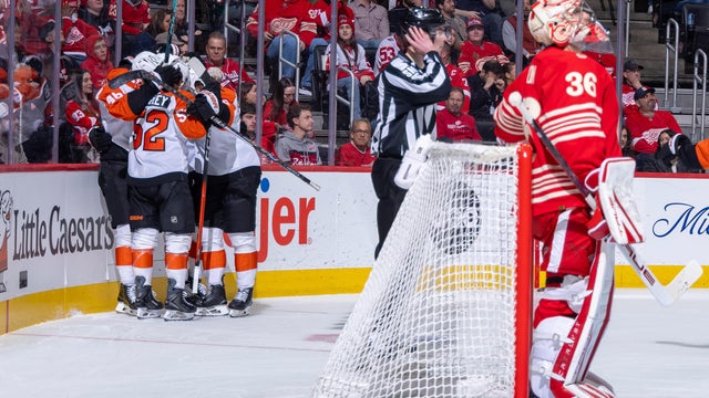Philadelphia Flyers v Detroit Red Wings 