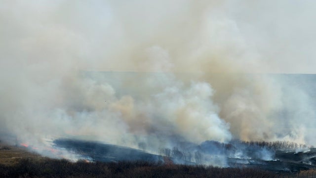 buckley-brush-fire-4-aurora-fire-rescue-tweet.jpg 