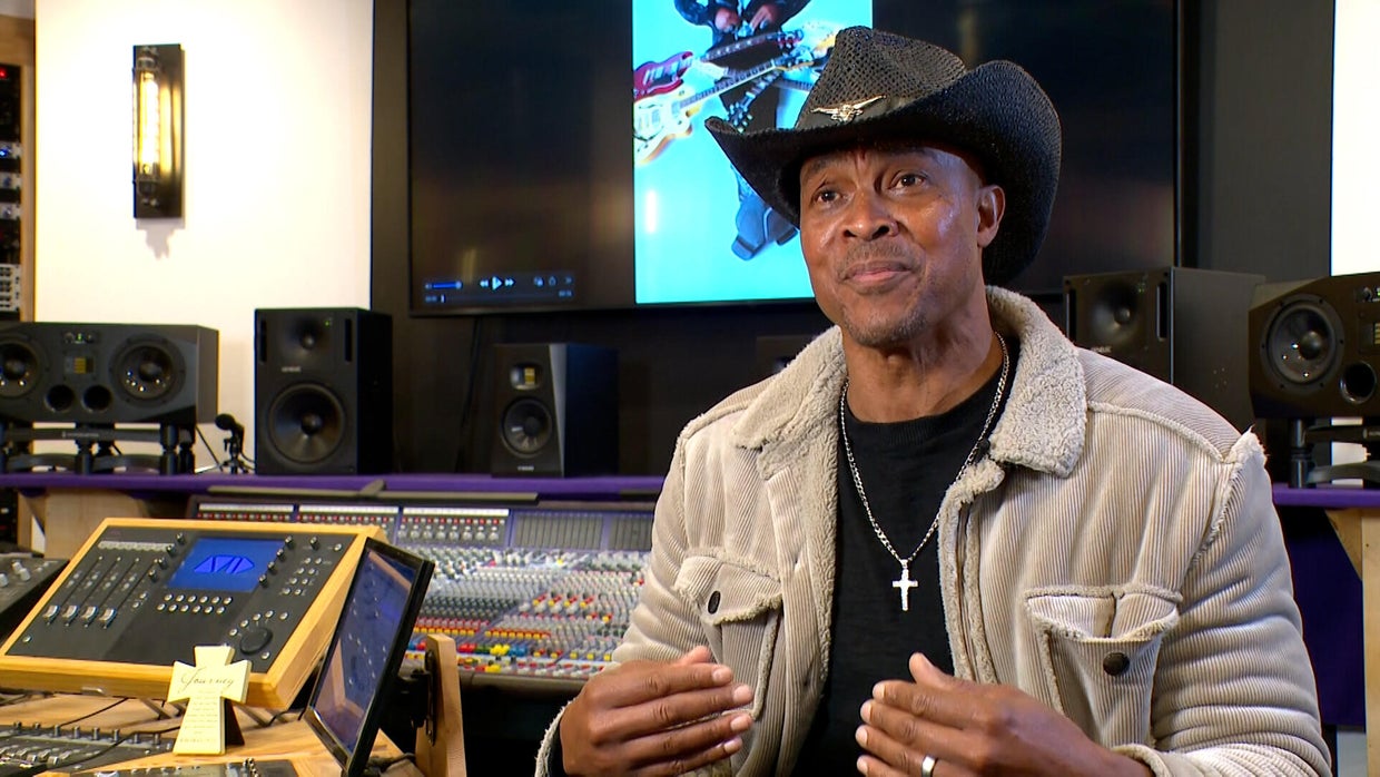 Minnesota musician Hardy White cuts first record deal at age 57: 