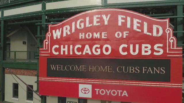 wrigley-field.jpg 