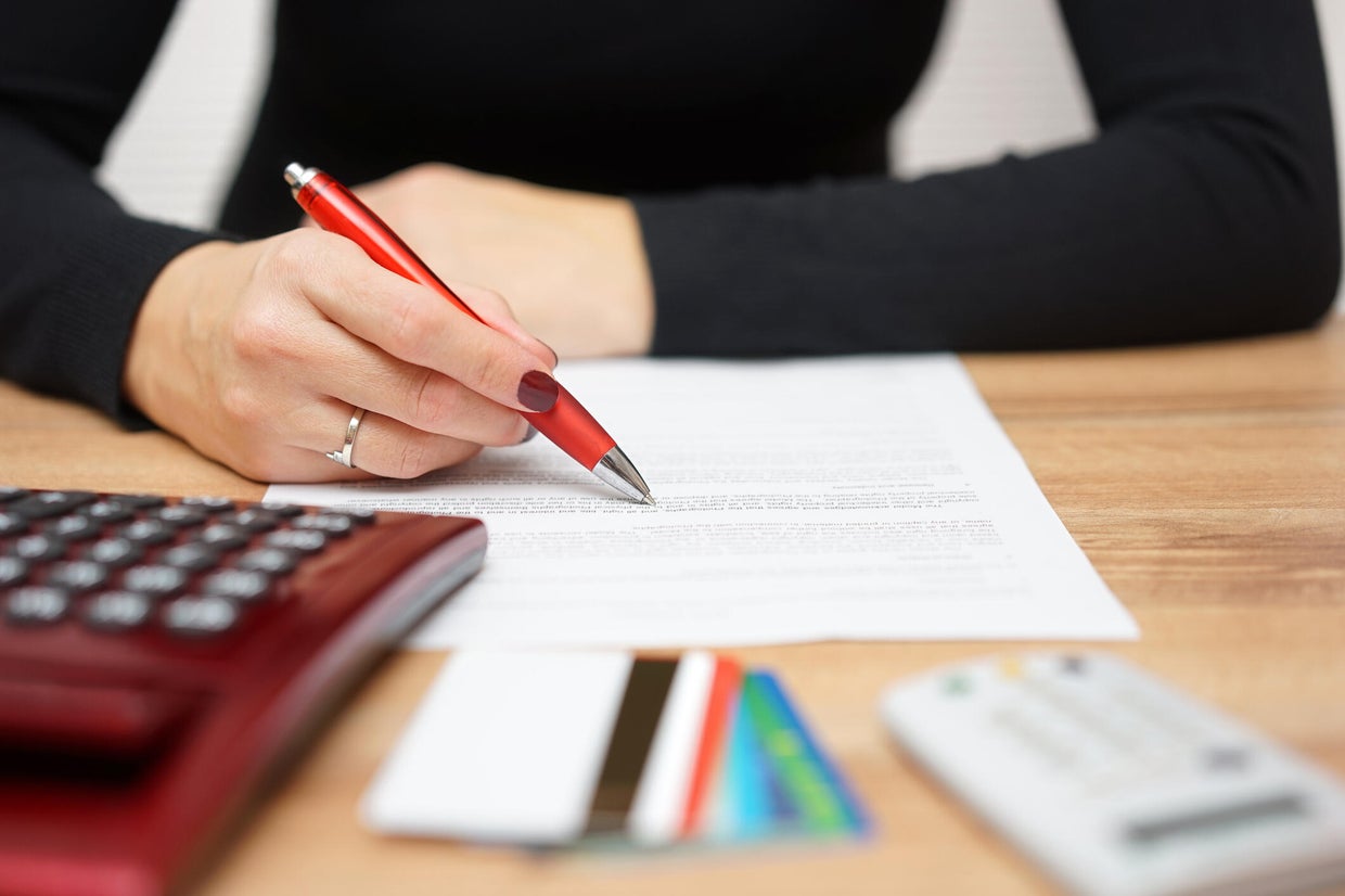What happens if you don't respond to a debt lawsuit? - CBS News