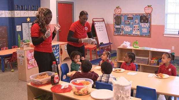 feeding-philadelphia-kids-at-preschool-nonprofit-takes-a-village.jpg 