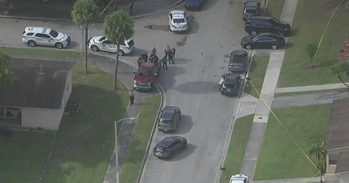 Miami-Dade deputy shoots teen they say was armed with a gun