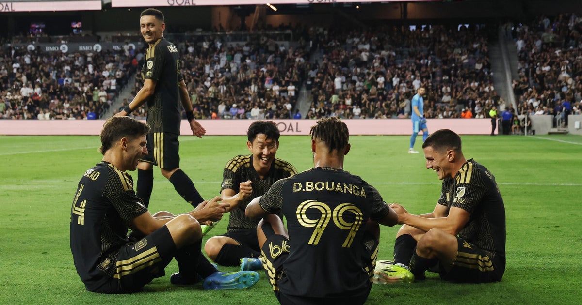 Denis Bouanga's 5th career MLS hat trick helps LAFC beat Orlando City 6-0