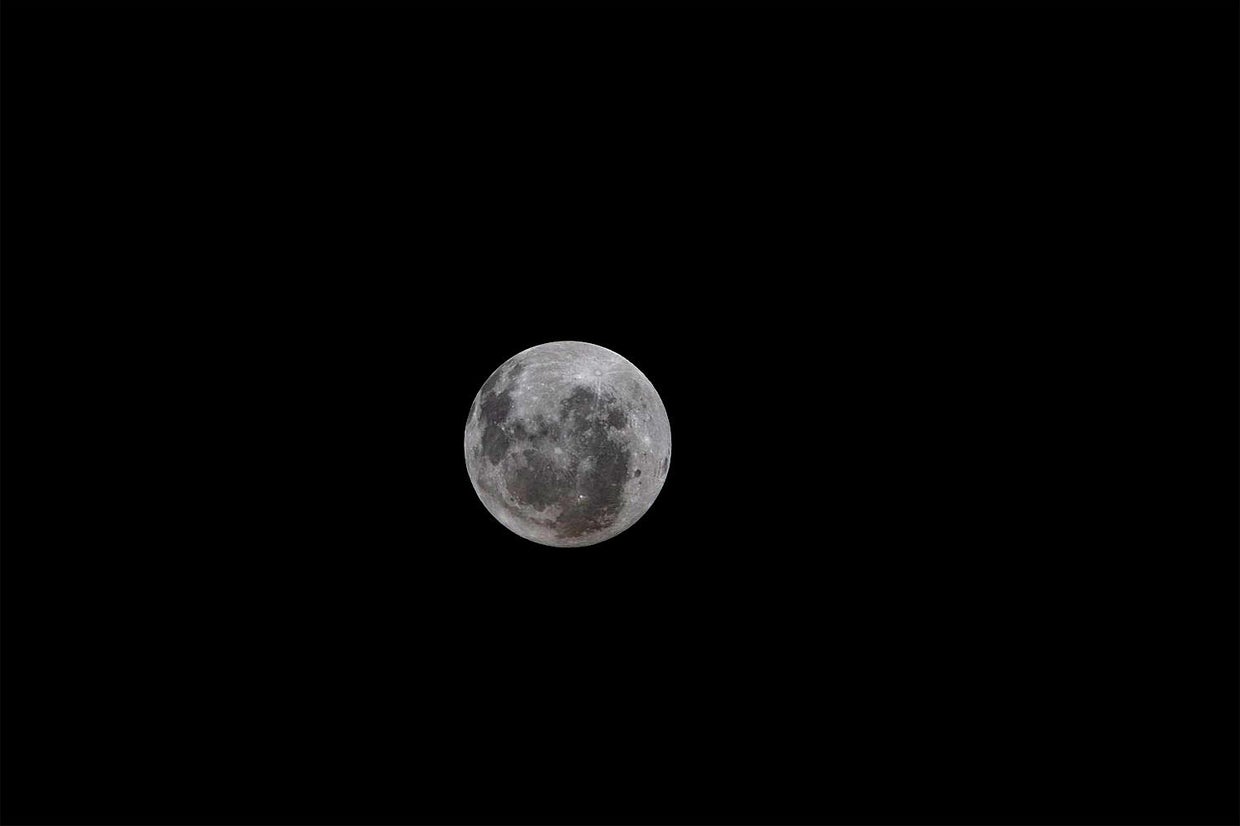 Artemis II astronauts find hidden eggs on Easter Sunday as they close ...