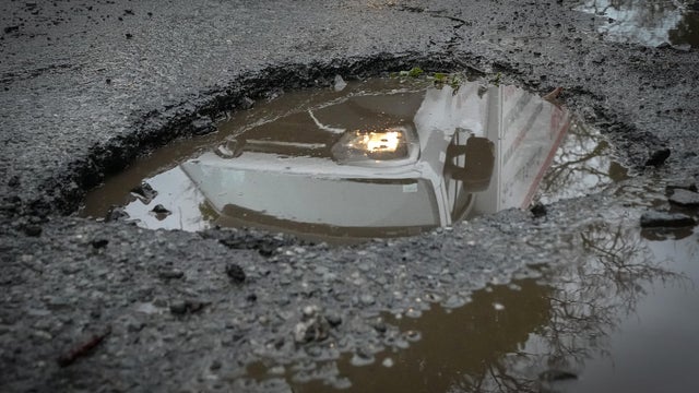 RAC Estimates One Million Potholes On Britain's Roads 