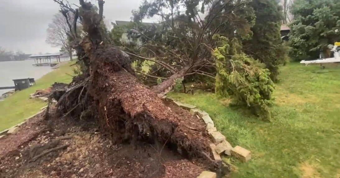 EF-1 tornado touched down in Wayne County, National Weather Service says
