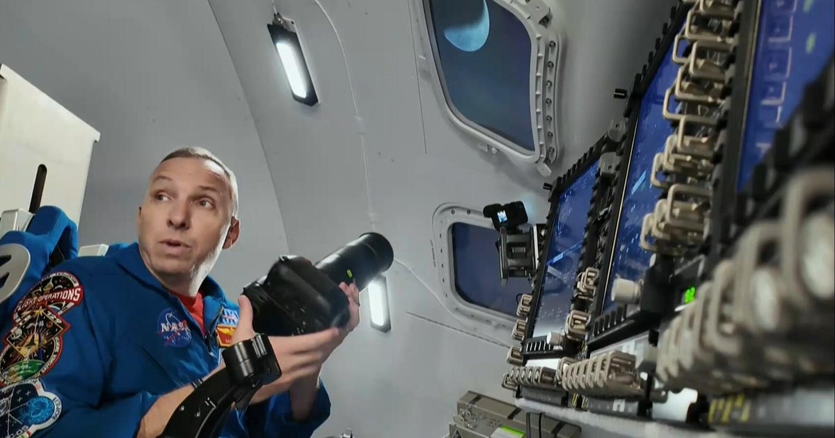 How Artemis II astronauts prepared to study the moon during the lunar flyby