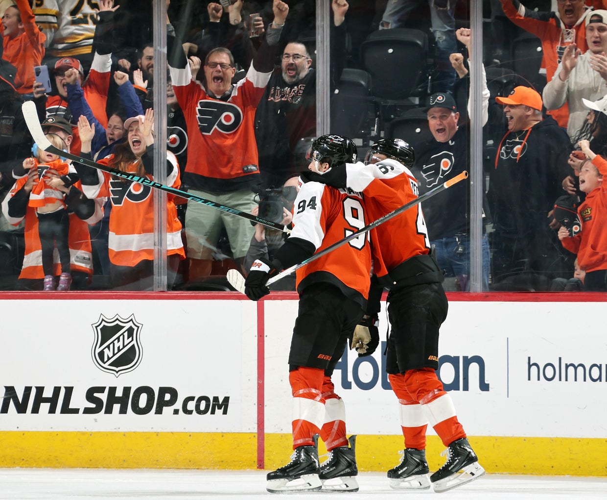 19-year-old rookie Porter Martone already pushing Philadelphia Flyers ...