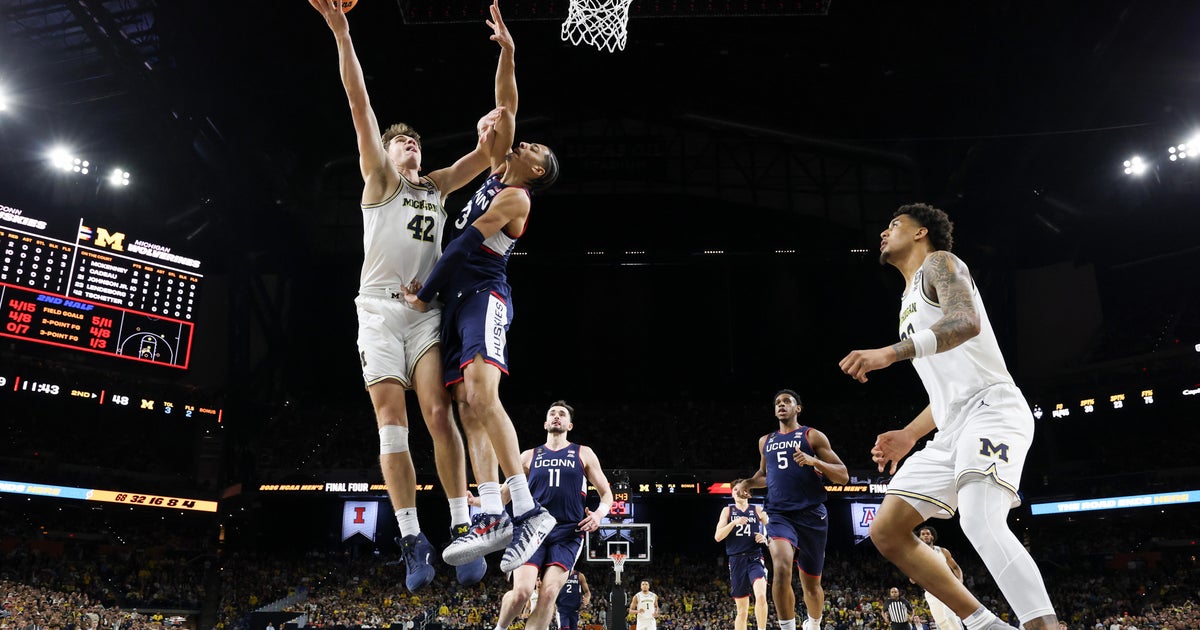 Michigan holds of UConn to win 2026 NCAA men's basketball title