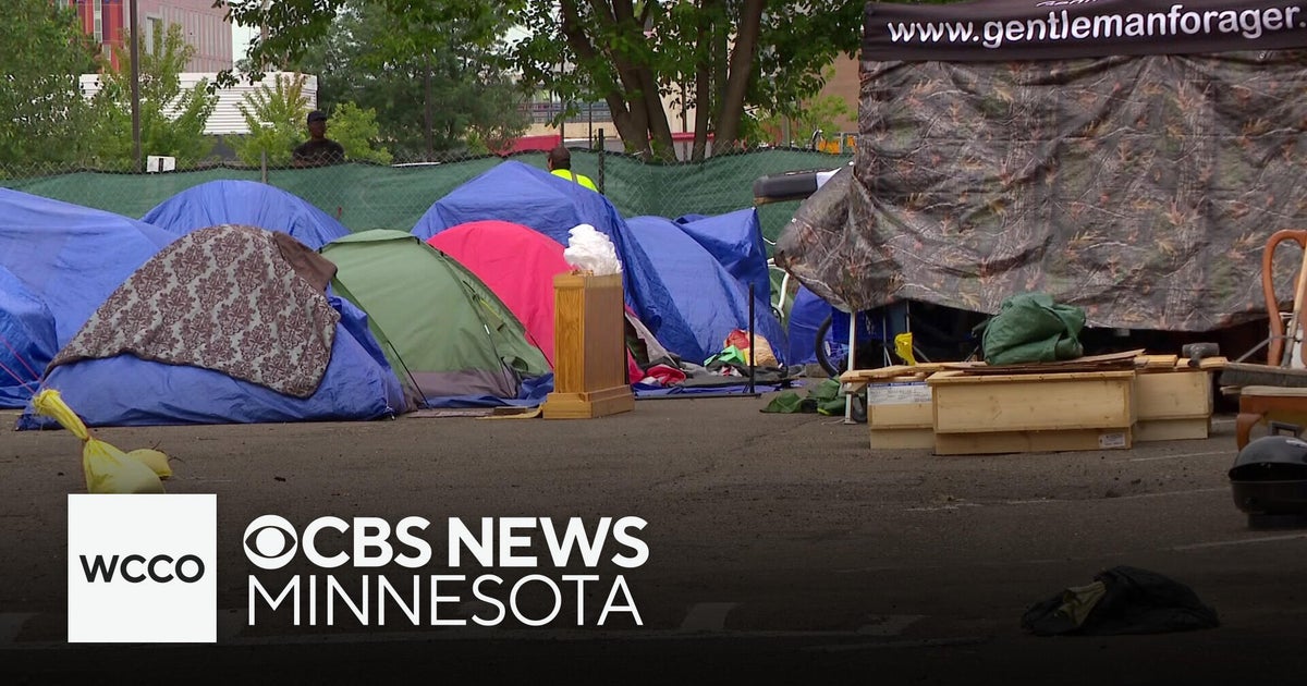 “Backbone” of homelessness prevention is on the brink, advocates say ...