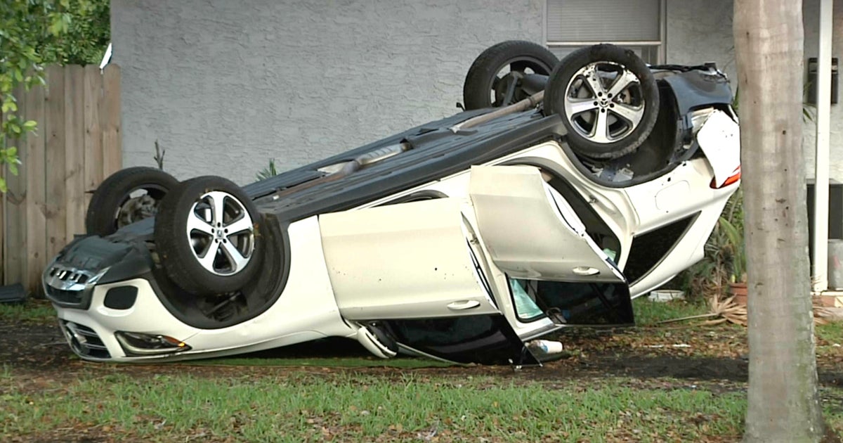 Fort Lauderdale police chase ends in violent rollover crash, police say
