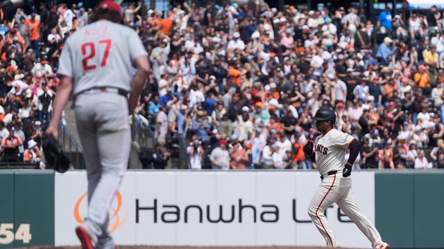 Phillies Giants Baseball 