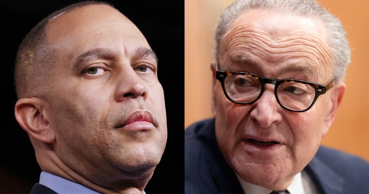 Democratic lawmakers seek to limit Trump's powers on Iran