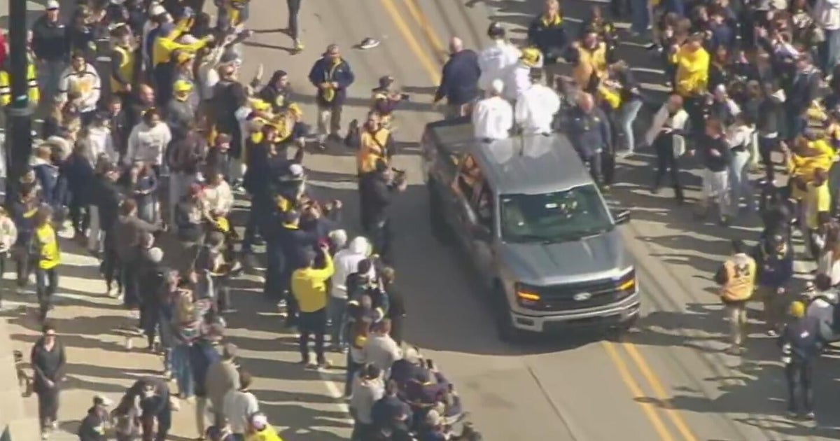 Michigan men's basketball team celebrates national championship with parade
