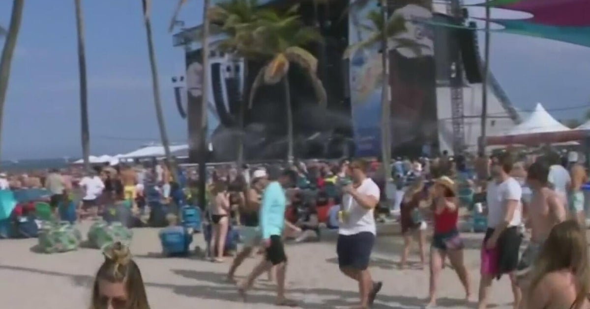 Music lovers gather for Tortuga Music Festival in Fort Lauderdale