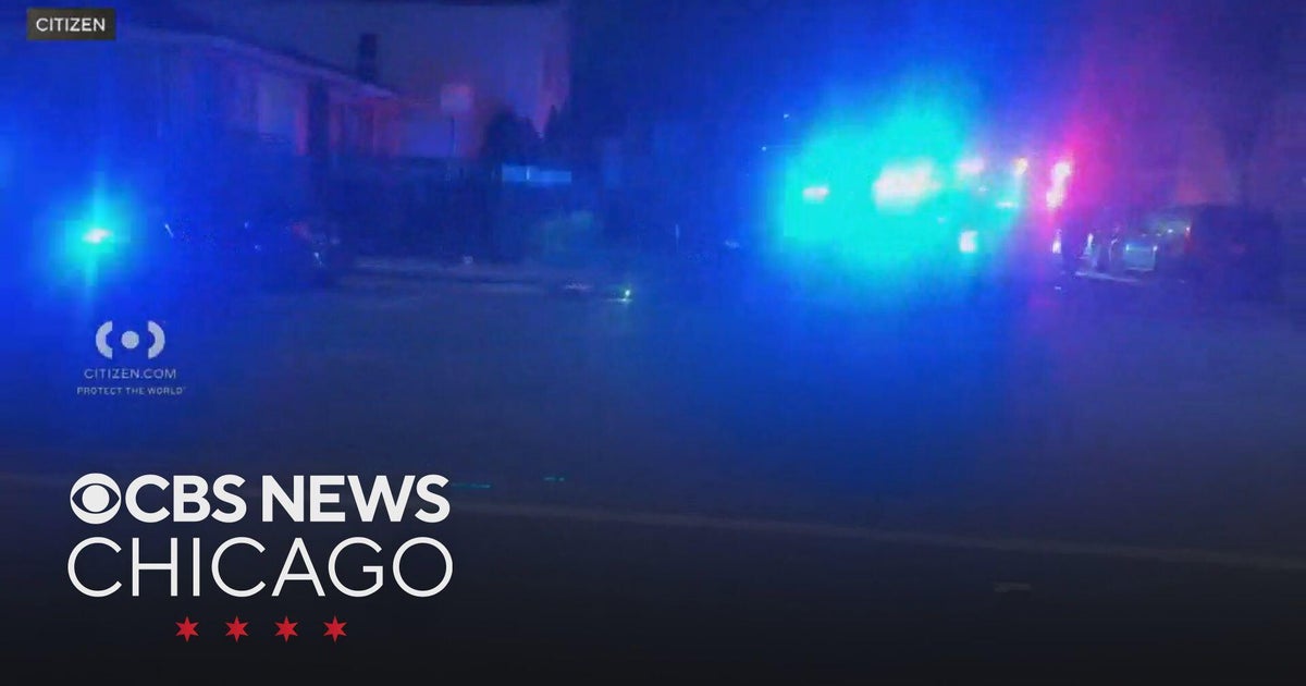 Teen shot while riding scooter in Chicago's Back of the Yards neighborhood