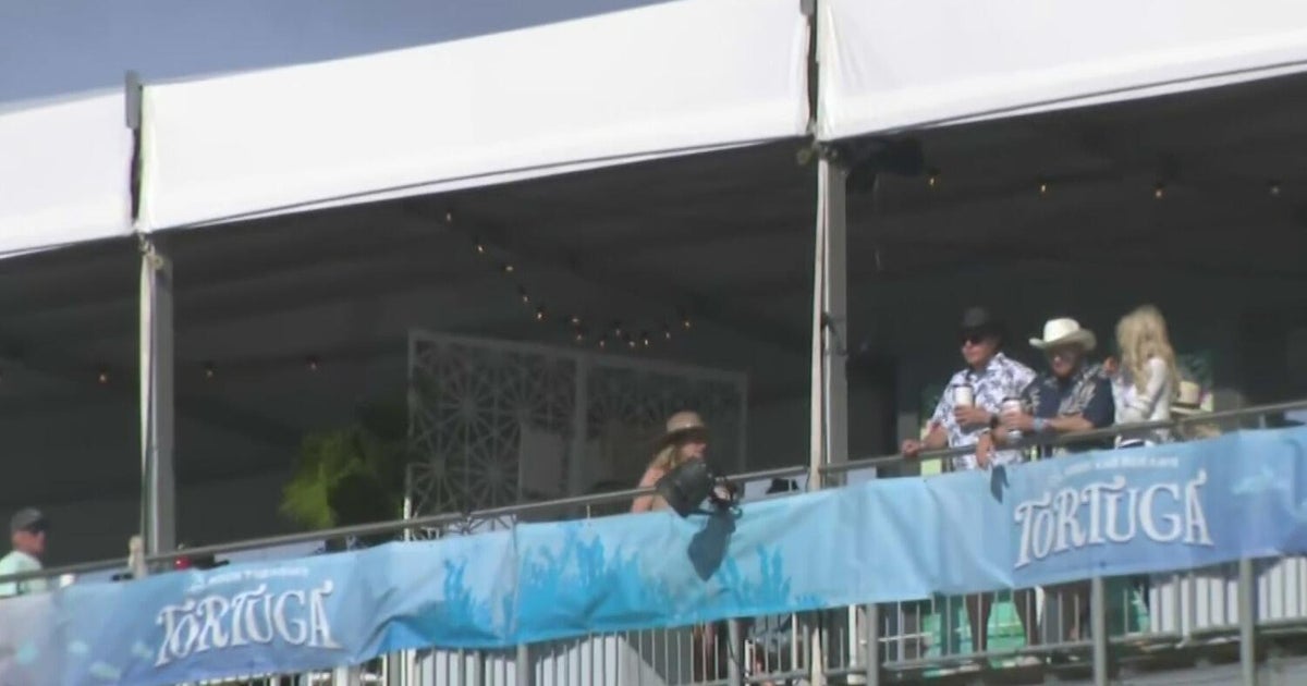 Thousands pack Fort Lauderdale beach for Tortuga Music Festival