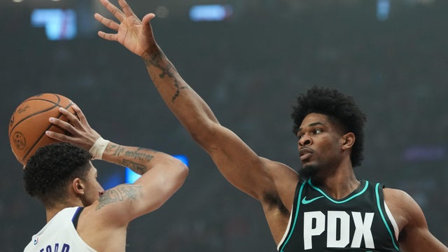 Kings Trail Blazers Basketball 